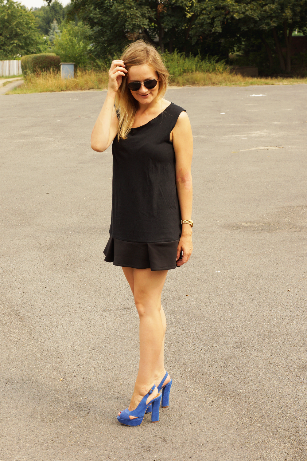 DIY LBD or what to do with your boyfriends old T-Shirt