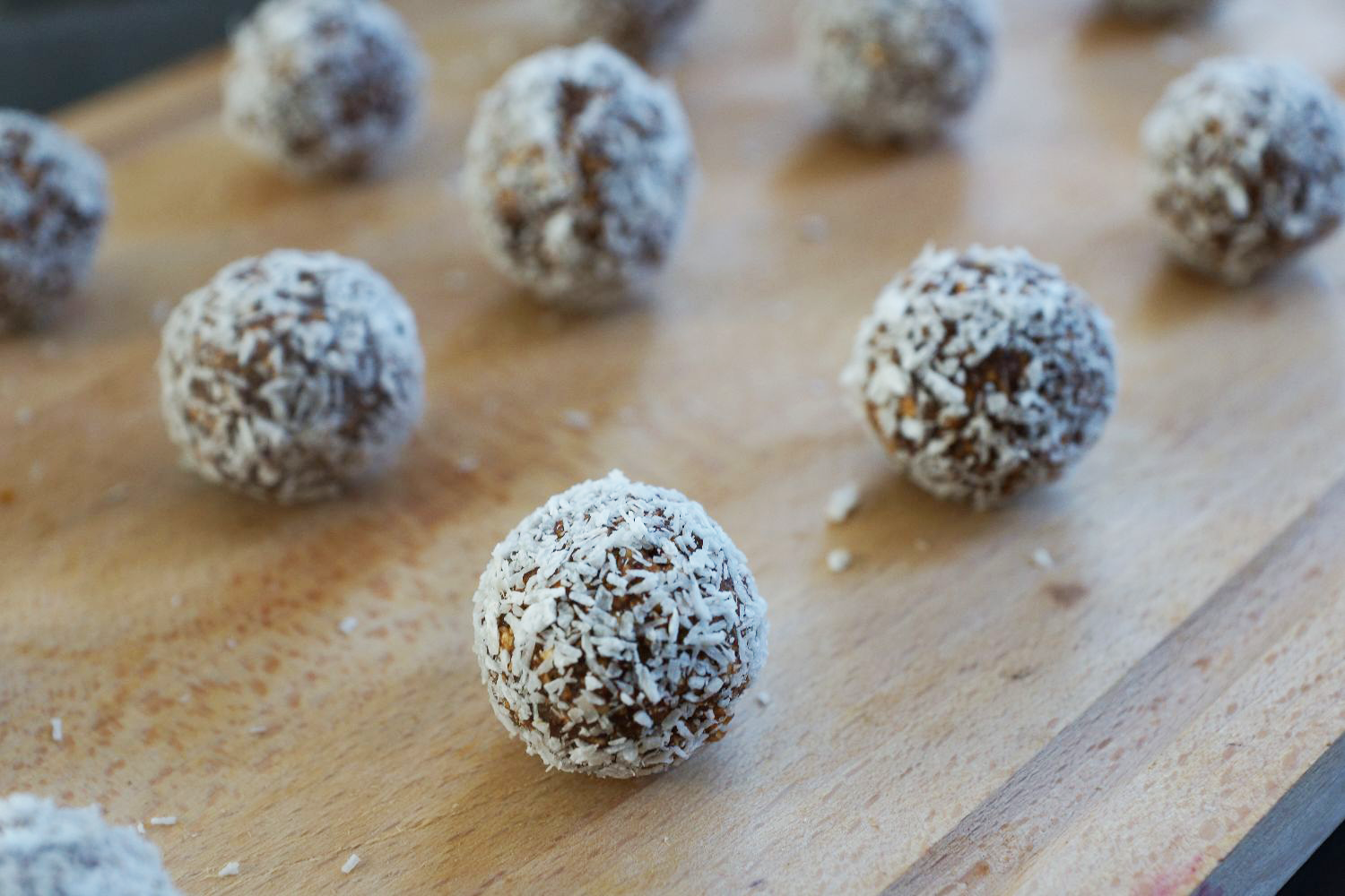Chocolate Fig Bliss Balls | Schokoladen Feigen Bliss Balls